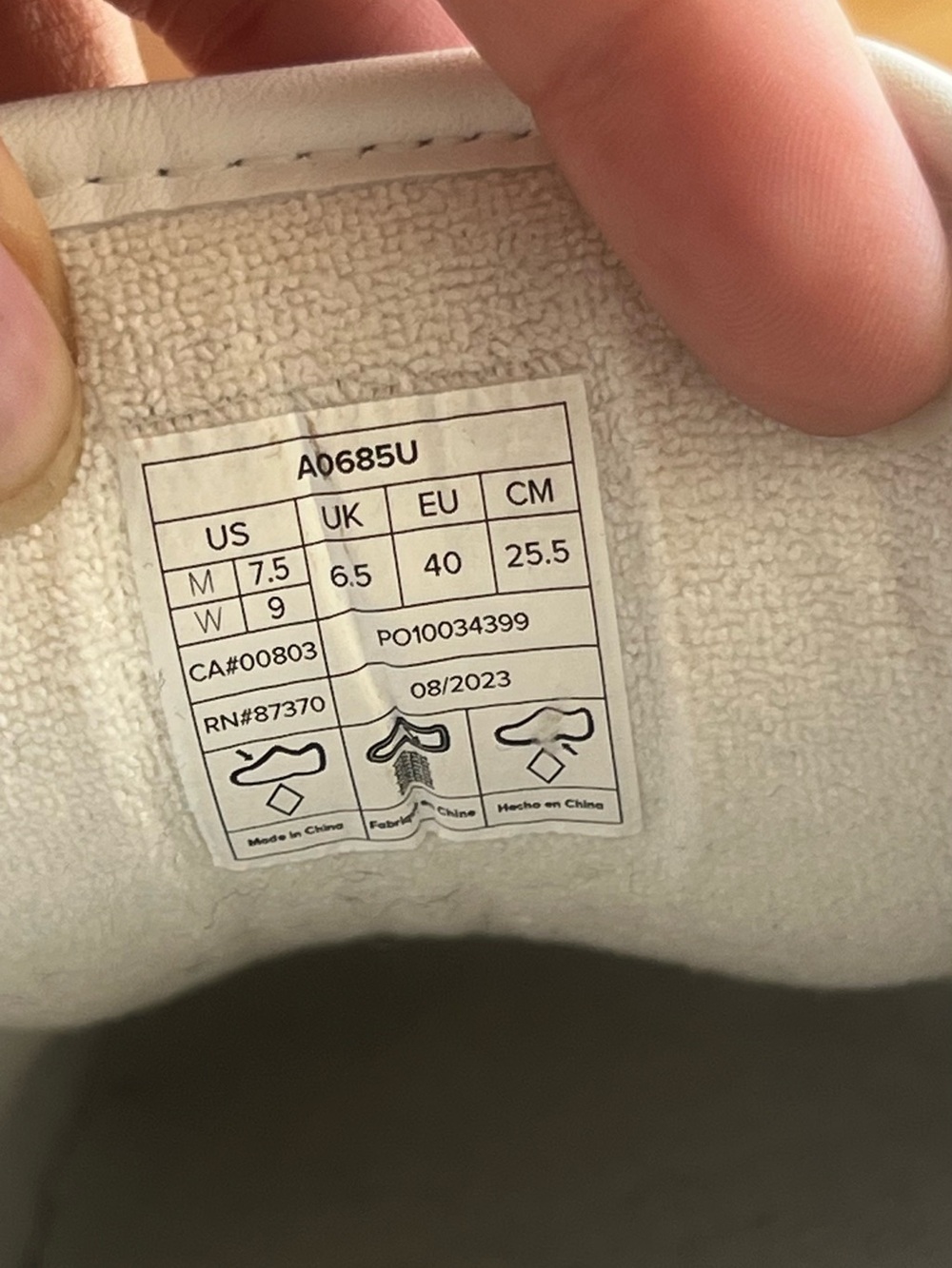 ALO Yoga Recovery Mode Sneakers White W9 M7.5 - Picture 7 of 7